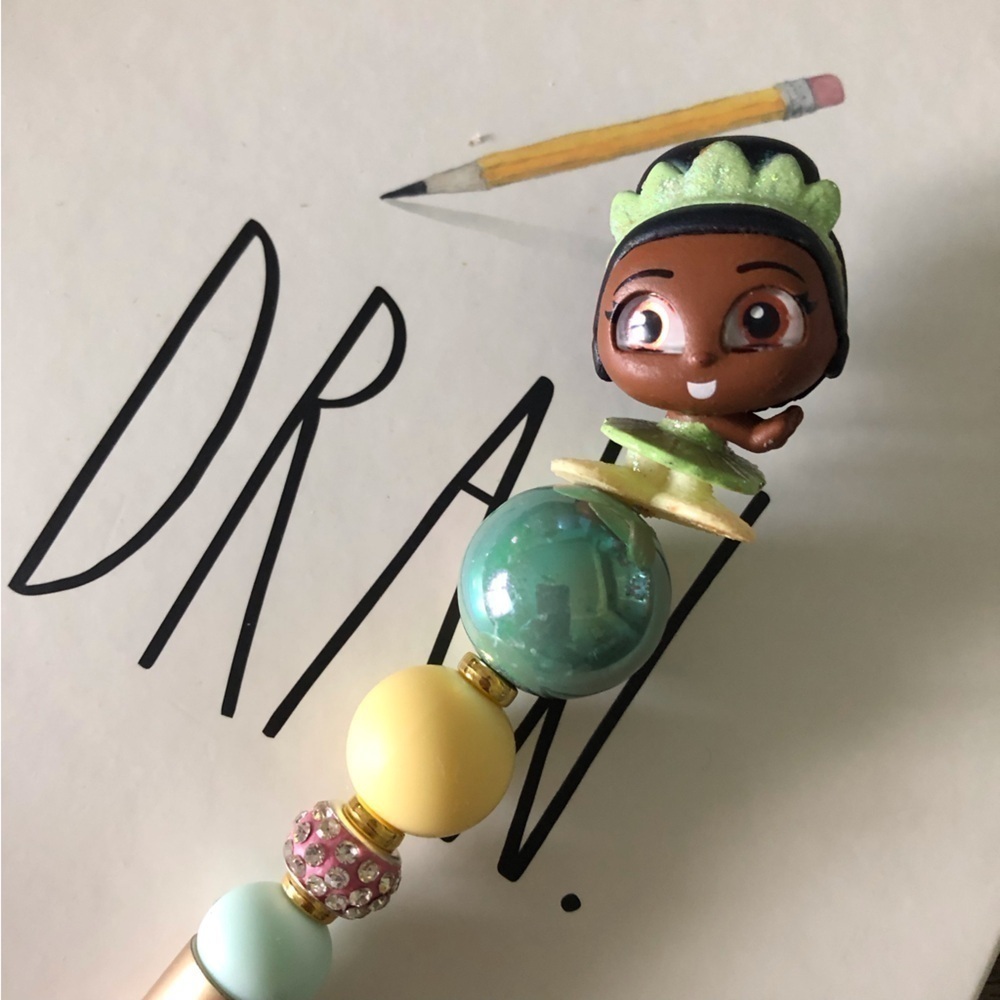 Disney Doorables: The Princess and The Frog: Tiana handmade beaded pen
